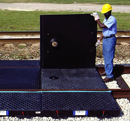 chemtech-us-products-images-secondary-containment-trackpan-cover